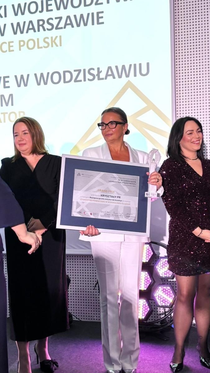 Zdjęcie w galerii na portalu naszwodzislaw.com: Powiat Wodzisławski z prestiżowym Kryształem PR! Cztery wyróżnienia w ogólnopolskim konkursie wiadomości z regionu