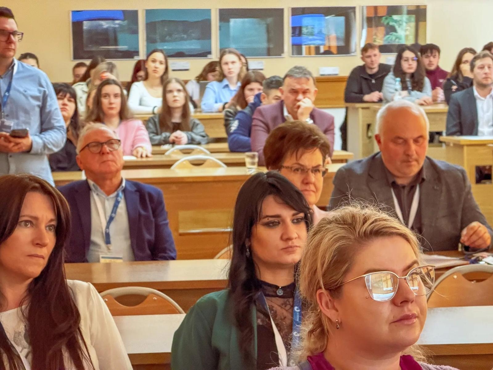 Zdjęcie w galerii na portalu naszwodzislaw.com: Nauka, samorząd i Europa: IV Seminarium Eunomii o fundamentach społeczeństwa wiadomości z regionu