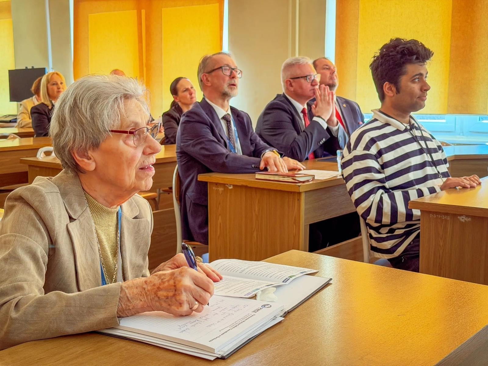 Zdjęcie w galerii na portalu naszwodzislaw.com: Nauka, samorząd i Europa: IV Seminarium Eunomii o fundamentach społeczeństwa wiadomości z regionu