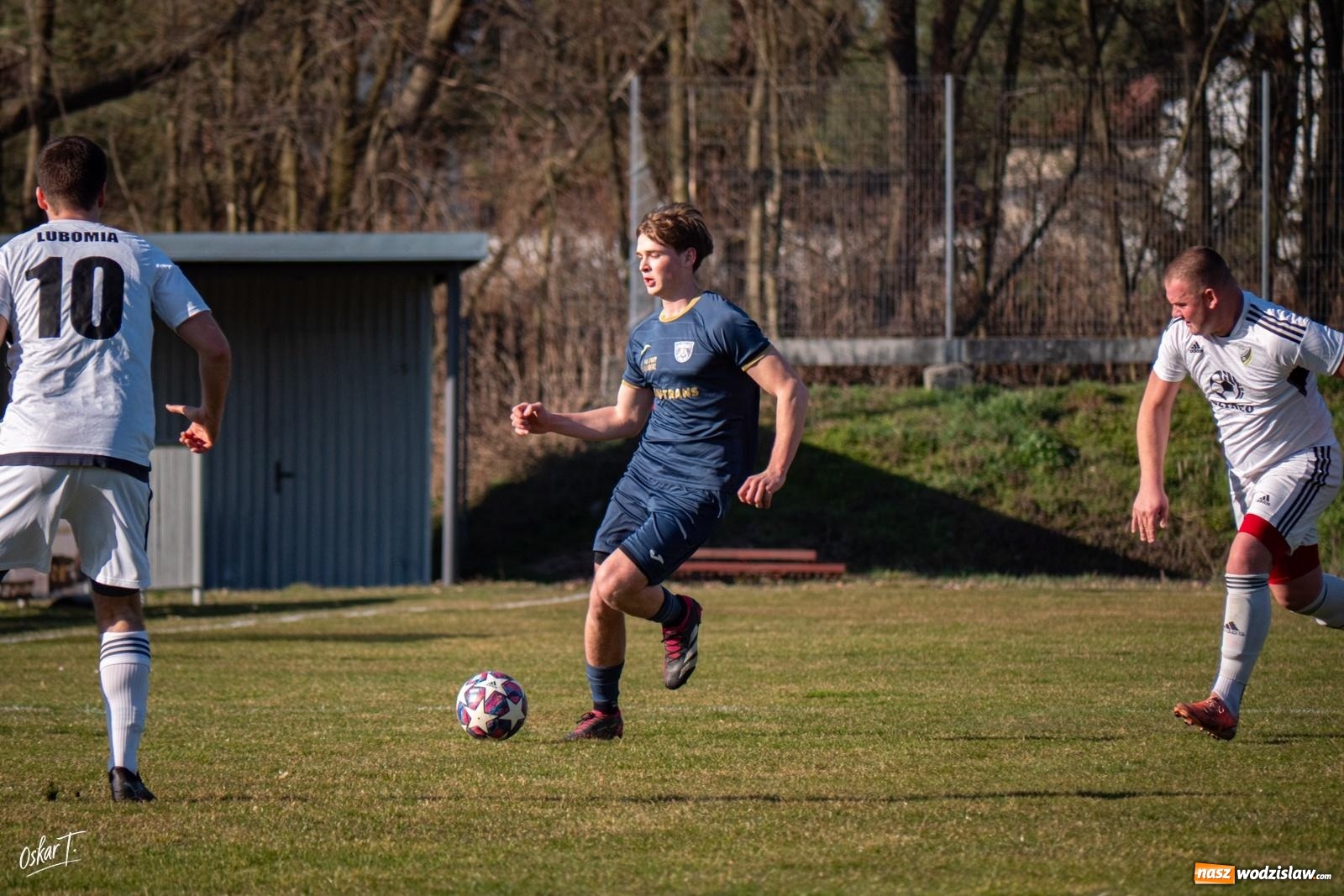 Zdjęcie w galerii na portalu naszwodzislaw.com: Decydująca końcówka w Nędzy. Tobiasz Wodecki bohaterem Silesii [FOTO] wiadomości z regionu