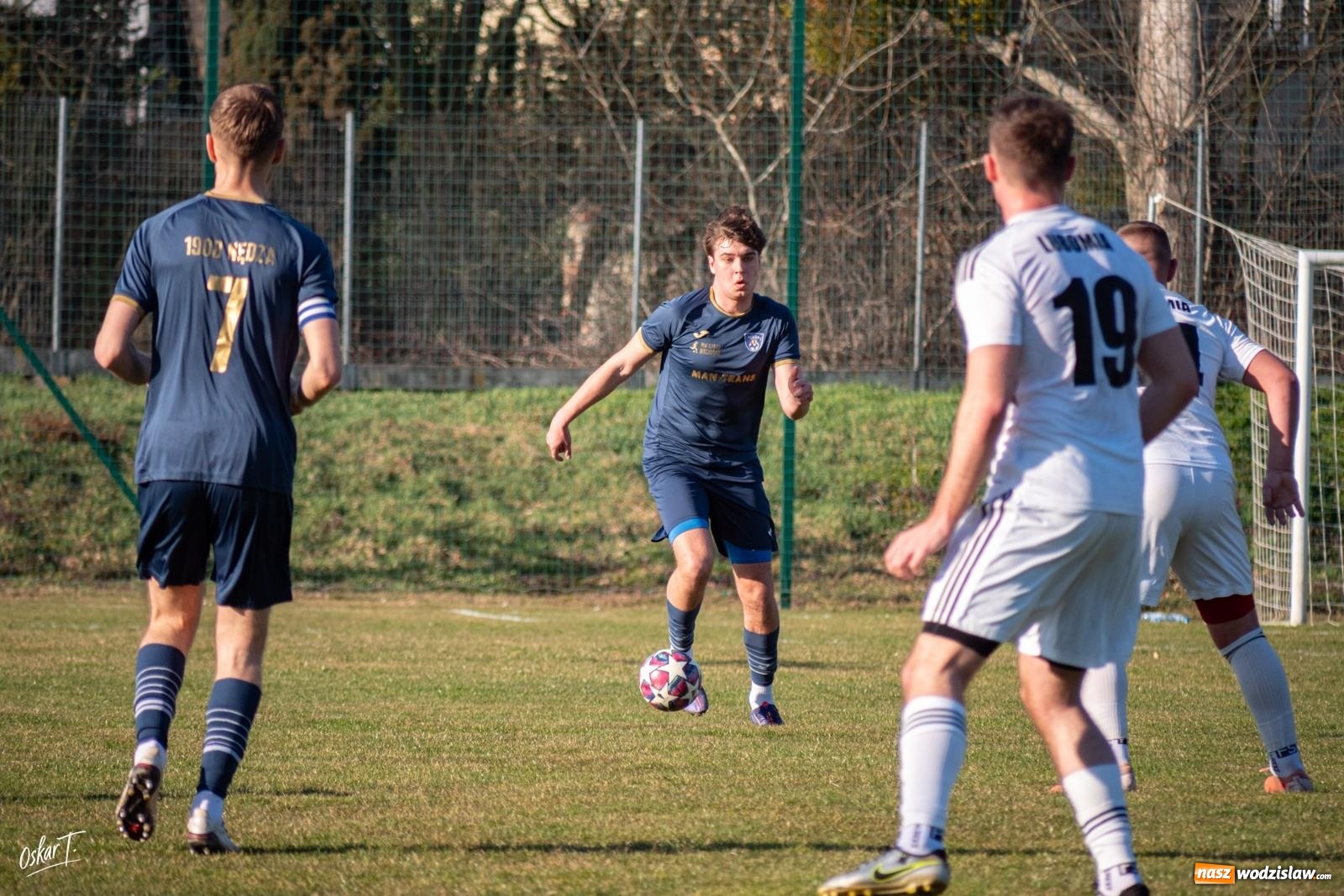 Zdjęcie w galerii na portalu naszwodzislaw.com: Decydująca końcówka w Nędzy. Tobiasz Wodecki bohaterem Silesii [FOTO] wiadomości z regionu