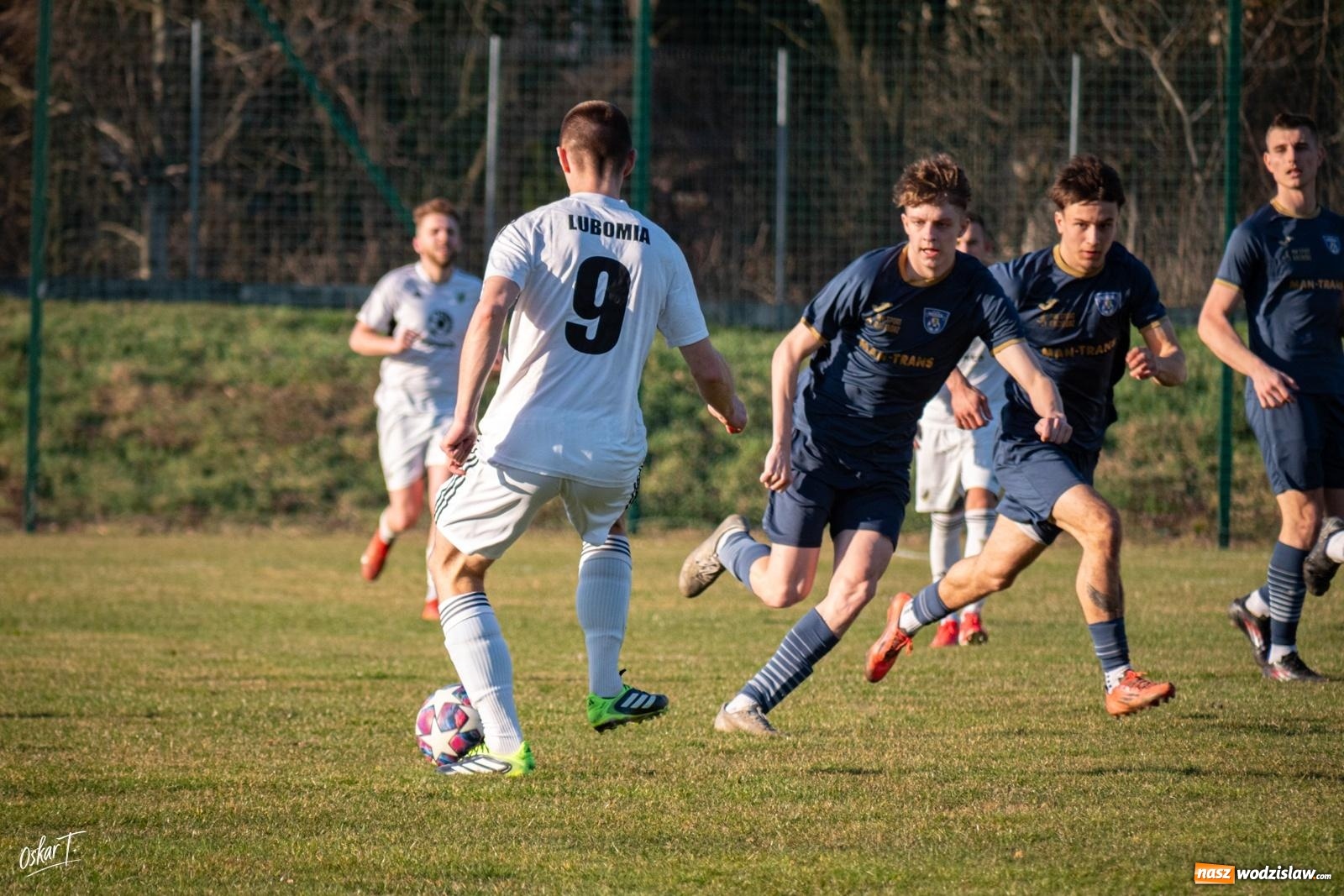 Zdjęcie w galerii na portalu naszwodzislaw.com: Decydująca końcówka w Nędzy. Tobiasz Wodecki bohaterem Silesii [FOTO] wiadomości z regionu