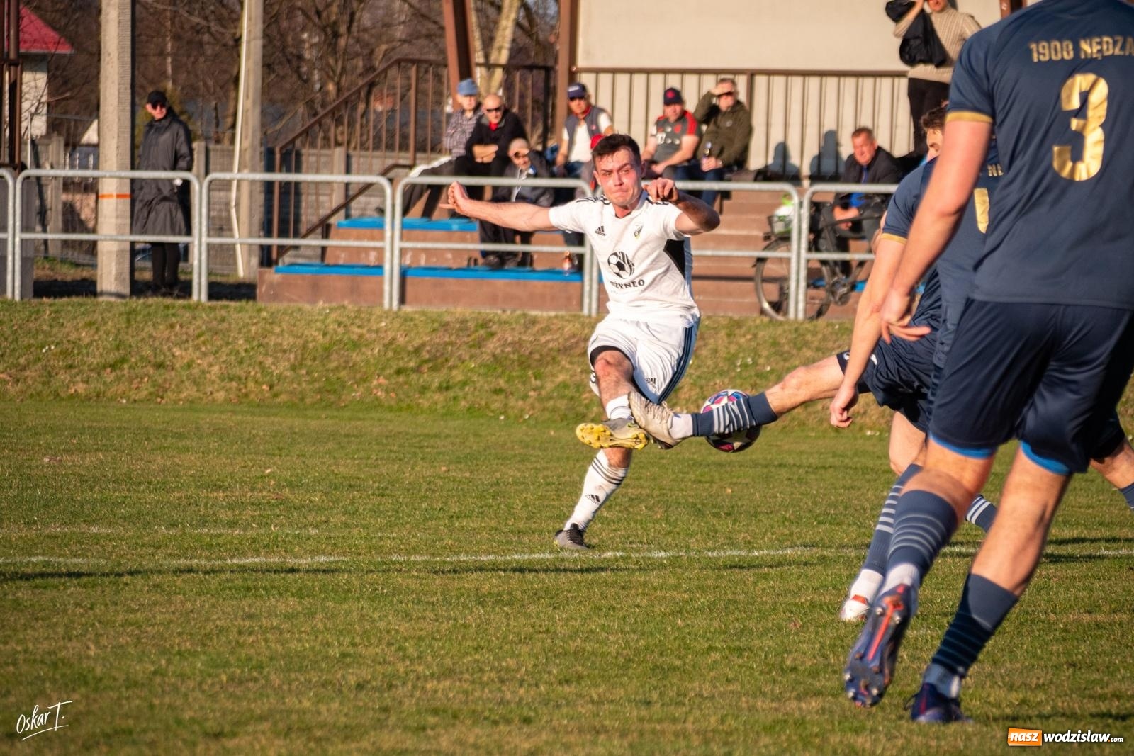 Zdjęcie w galerii na portalu naszwodzislaw.com: Decydująca końcówka w Nędzy. Tobiasz Wodecki bohaterem Silesii [FOTO] wiadomości z regionu