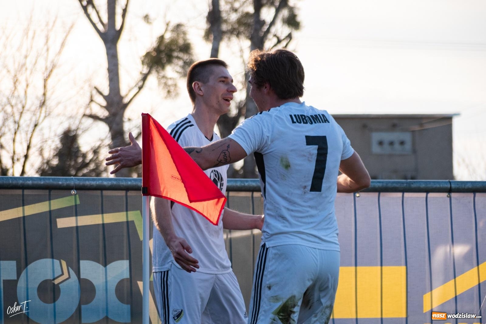 Zdjęcie w galerii na portalu naszwodzislaw.com: Decydująca końcówka w Nędzy. Tobiasz Wodecki bohaterem Silesii [FOTO] wiadomości z regionu