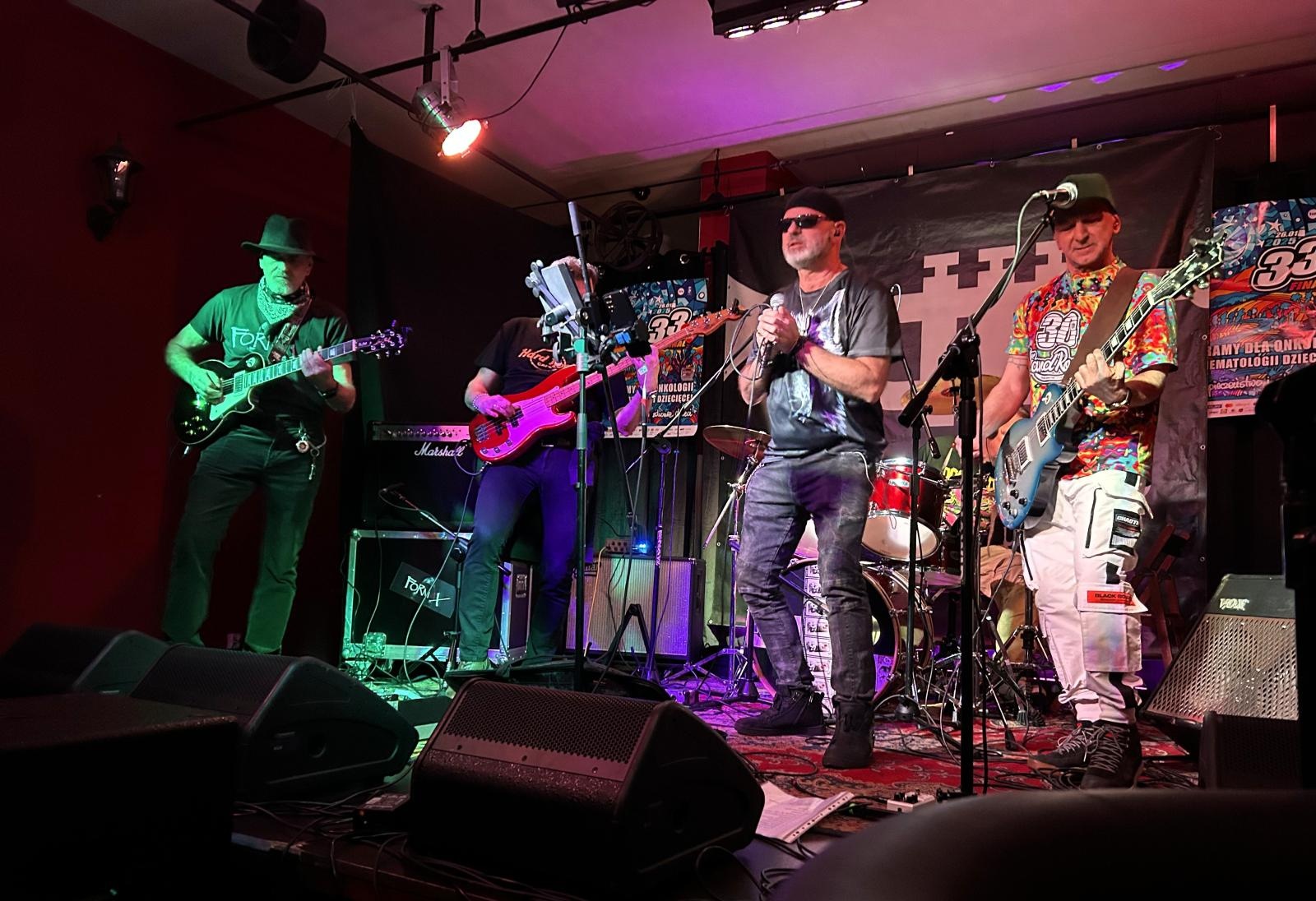 Zdjęcie w galerii na portalu naszwodzislaw.com: Rockowe Wiosenne Przebudzenie w Olzie. Na scenie zagra Śląska Grupa Rockowa FORMAX wiadomości z regionu