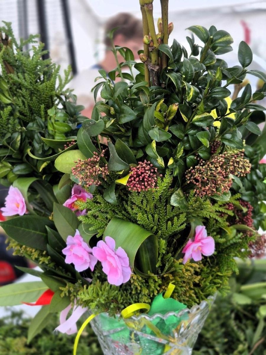 Zdjęcie w galerii na portalu naszwodzislaw.com: Tradycja i smak Wielkanocy w Czyżowicach. Pokaz Stołów KGW przyciągnął tłumy [FOTO] wiadomości z regionu