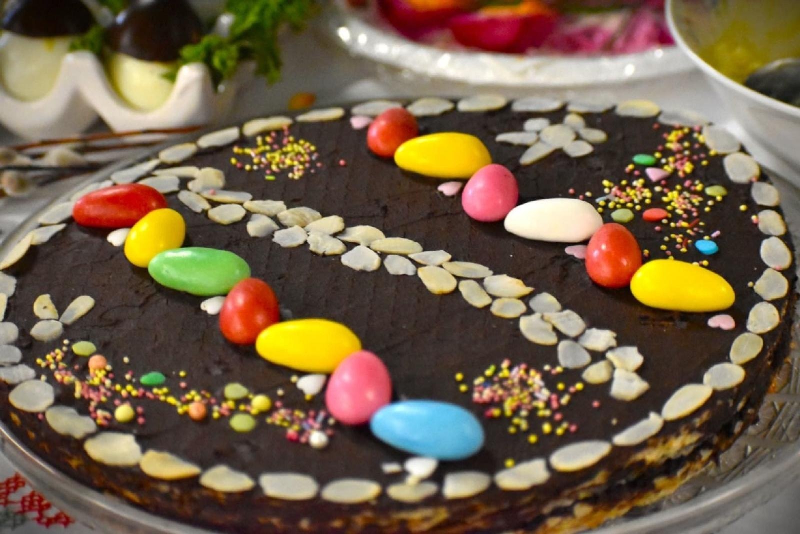 Zdjęcie w galerii na portalu naszwodzislaw.com: Tradycja i smak Wielkanocy w Czyżowicach. Pokaz Stołów KGW przyciągnął tłumy [FOTO] wiadomości z regionu