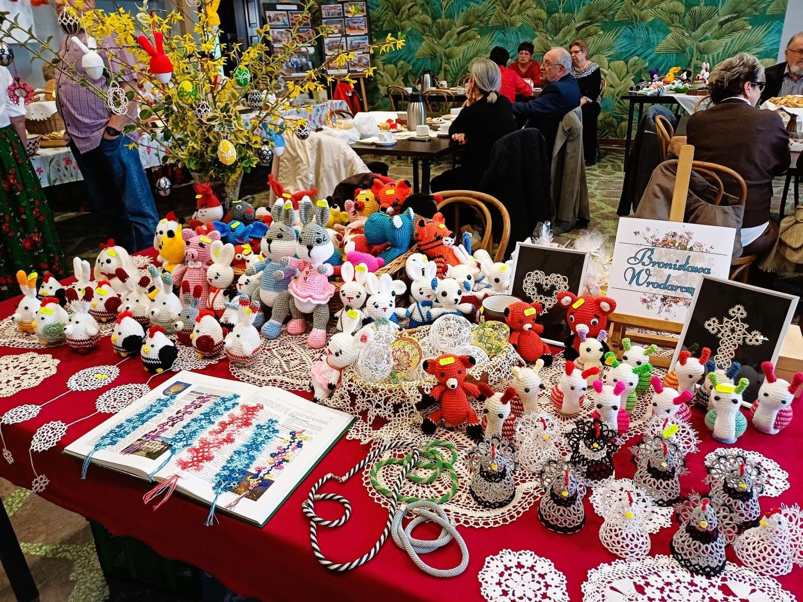 Zdjęcie w galerii na portalu naszwodzislaw.com: Gołkowice na ludowo. Tradycja, rękodzieło i smaki przyciągnęły tłumy wiadomości z regionu