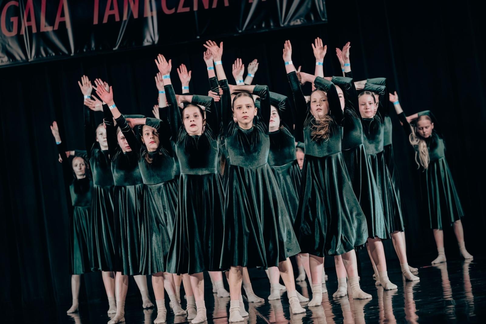 Zdjęcie w galerii na portalu naszwodzislaw.com: 24. Wodzisławska Gala Taneczna MIX wiadomości z regionu