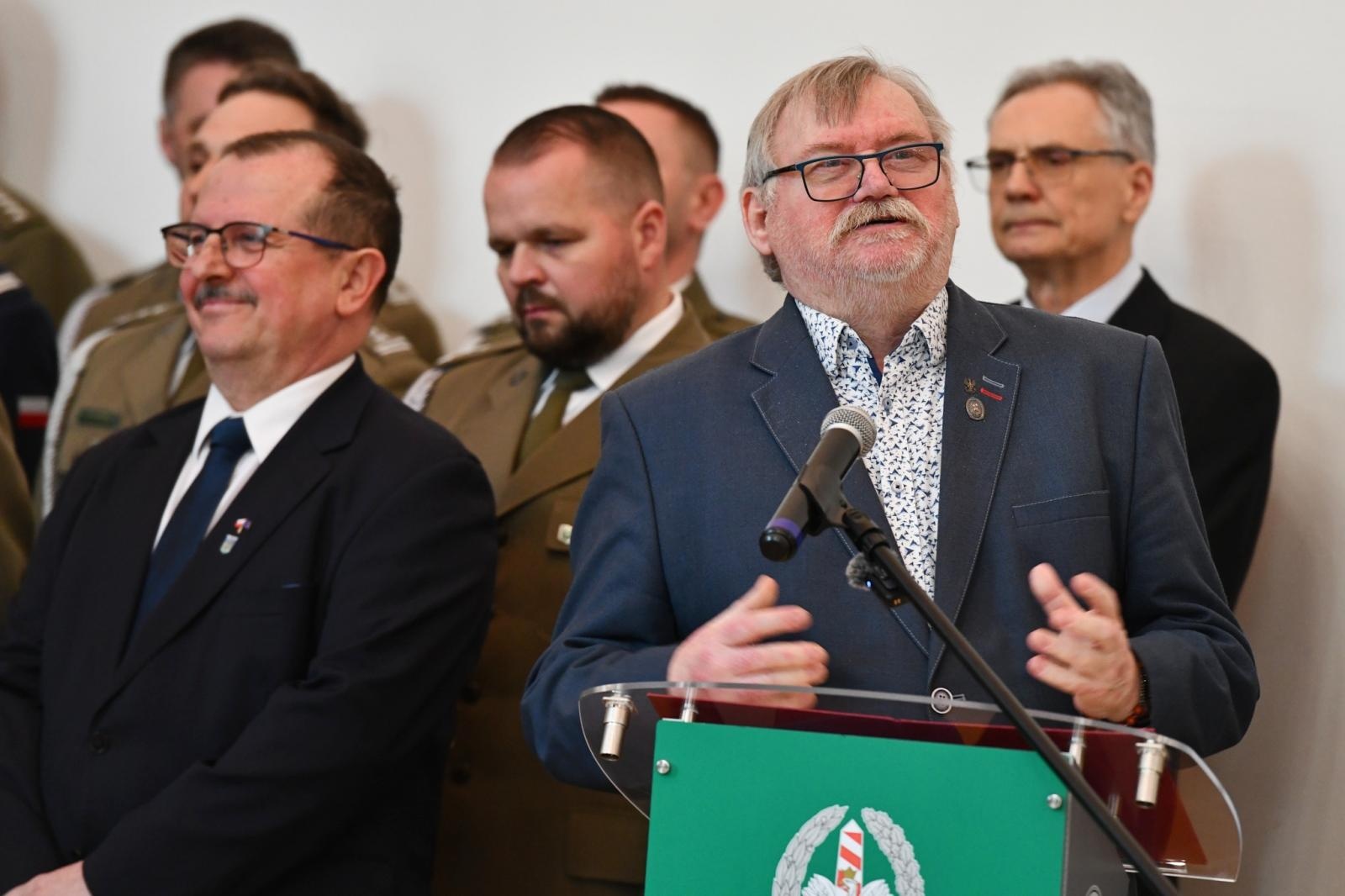 Zdjęcie w galerii na portalu naszwodzislaw.com: Uroczyste ślubowanie nowych funkcjonariuszy Śląskiego Oddziału Straży Granicznej wiadomości z regionu