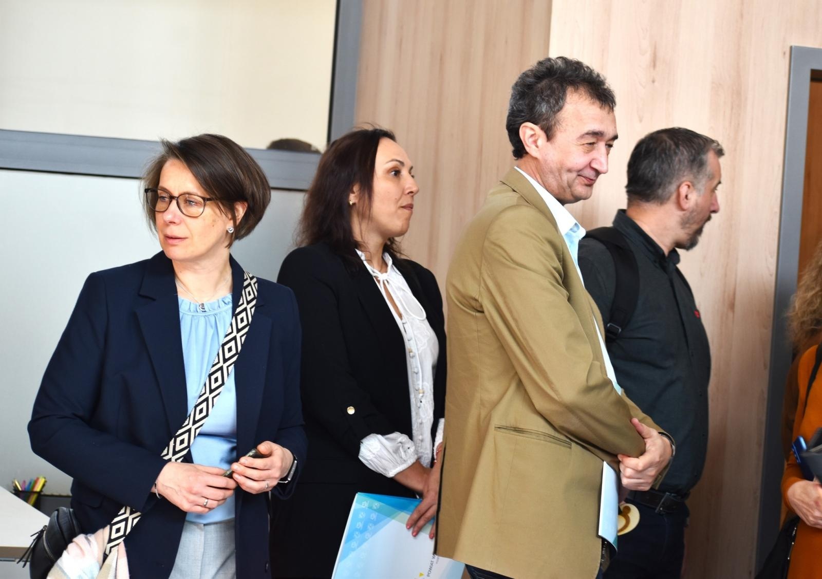 Zdjęcie w galerii na portalu naszwodzislaw.com: Nowoczesne centrum wsparcia w Radlinie już otwarte [FOTO i WIDEO] wiadomości z regionu