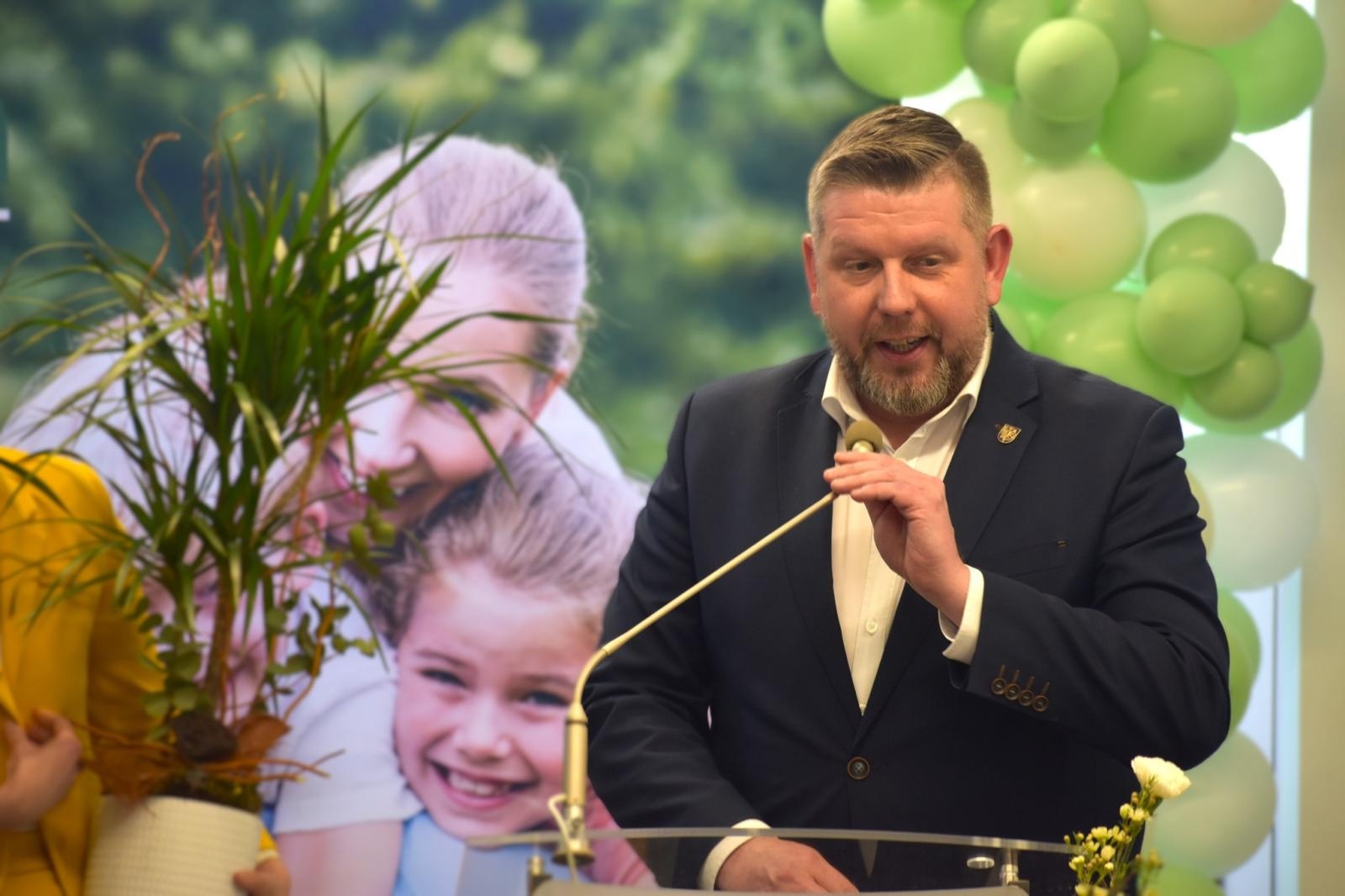 Zdjęcie w galerii na portalu naszwodzislaw.com: Nowoczesne centrum wsparcia w Radlinie już otwarte [FOTO i WIDEO] wiadomości z regionu