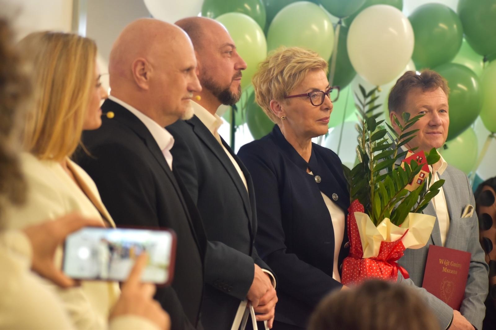 Zdjęcie w galerii na portalu naszwodzislaw.com: Nowoczesne centrum wsparcia w Radlinie już otwarte [FOTO i WIDEO] wiadomości z regionu