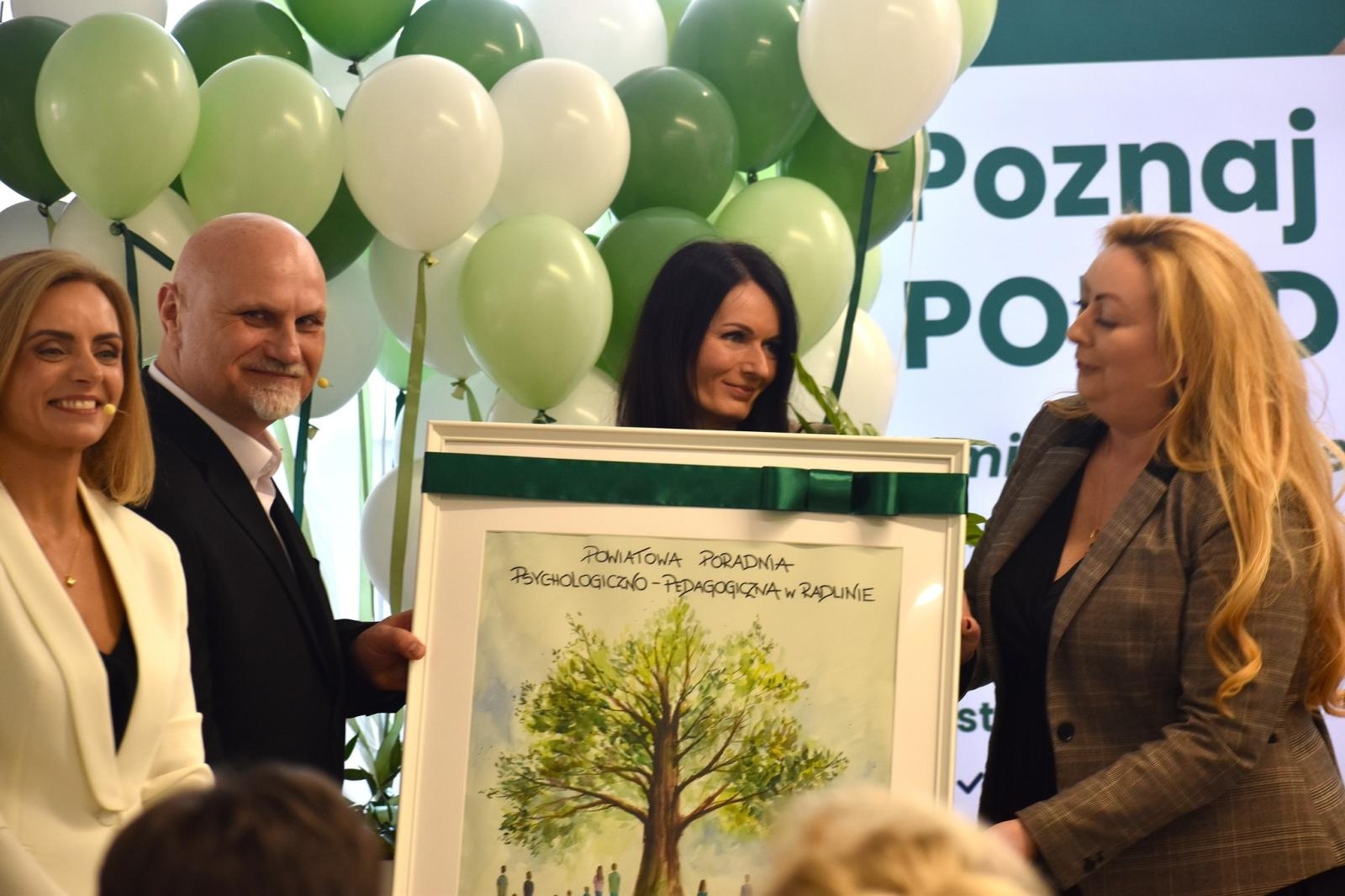 Zdjęcie w galerii na portalu naszwodzislaw.com: Nowoczesne centrum wsparcia w Radlinie już otwarte [FOTO i WIDEO] wiadomości z regionu