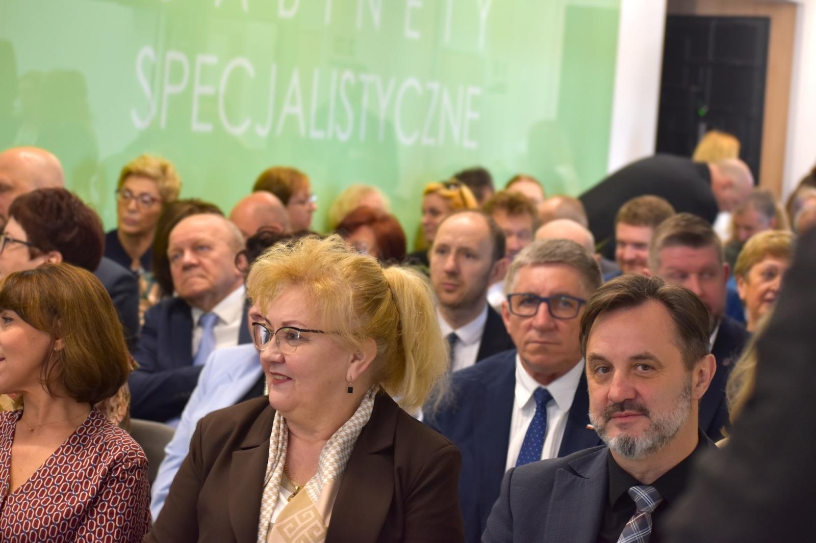 Zdjęcie w galerii na portalu naszwodzislaw.com: Nowoczesne centrum wsparcia w Radlinie już otwarte [FOTO i WIDEO] wiadomości z regionu