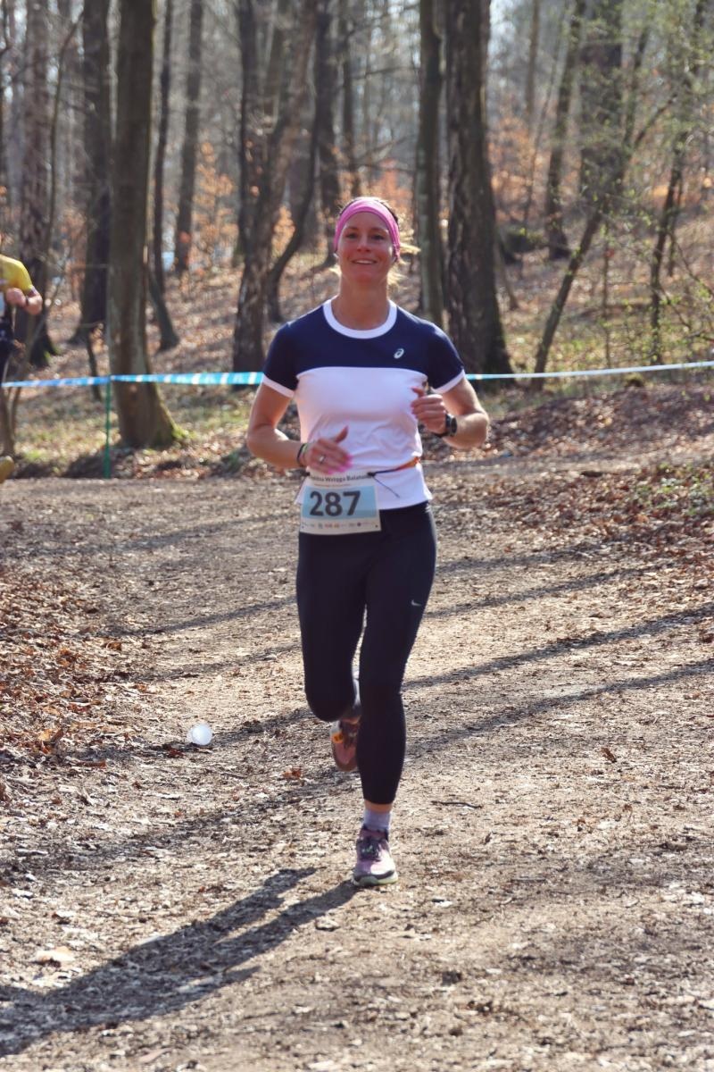 Zdjęcie w galerii na portalu naszwodzislaw.com: Blisko 300 biegaczy na starcie. Błękitna Wstęga Balatonu przyciągnęła tłumy [FOTO] wiadomości z regionu