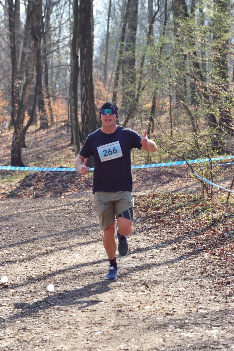 Zdjęcie w galerii na portalu naszwodzislaw.com: Blisko 300 biegaczy na starcie. Błękitna Wstęga Balatonu przyciągnęła tłumy [FOTO] wiadomości z regionu