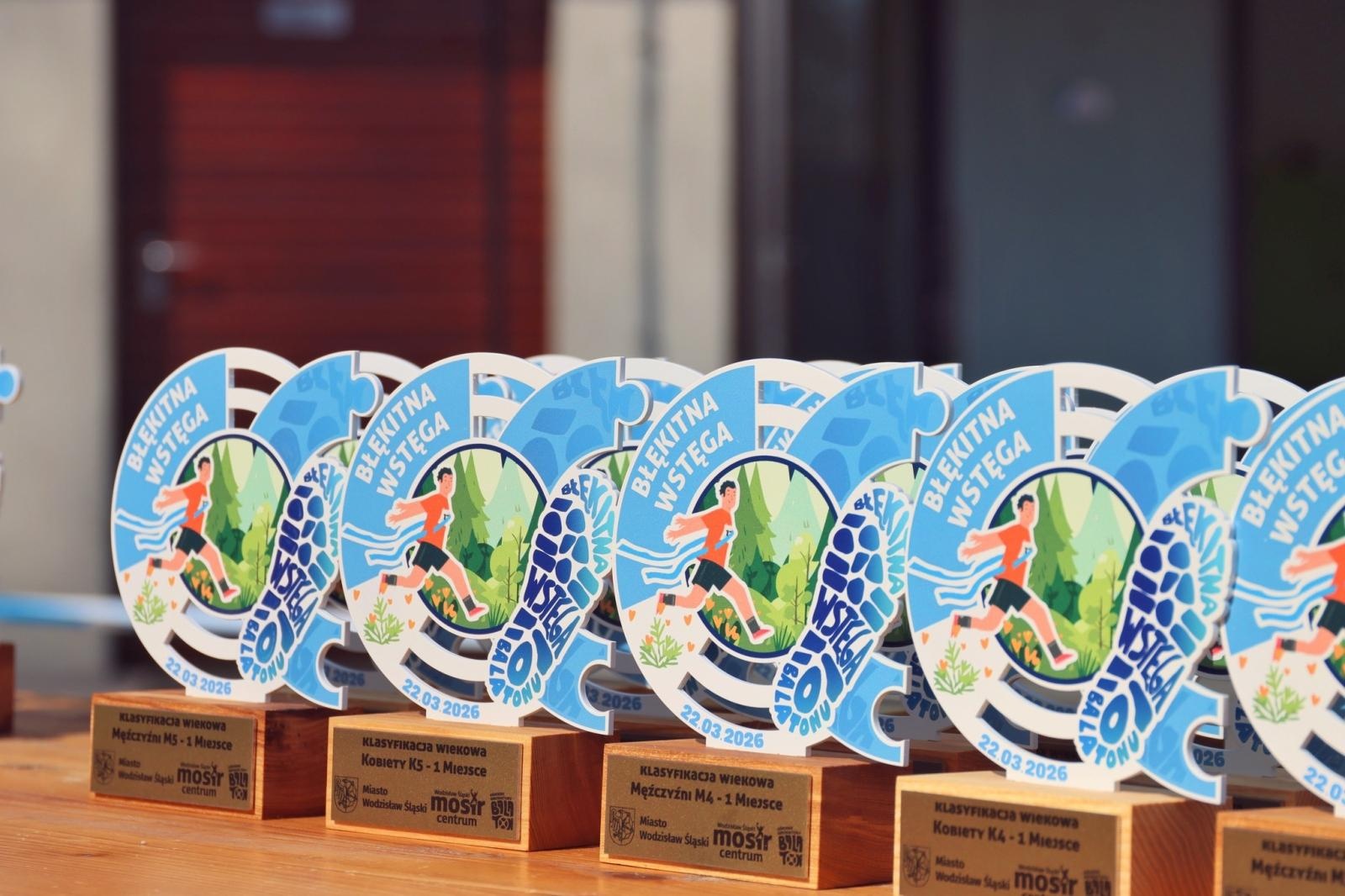 Zdjęcie w galerii na portalu naszwodzislaw.com: Blisko 300 biegaczy na starcie. Błękitna Wstęga Balatonu przyciągnęła tłumy [FOTO] wiadomości z regionu