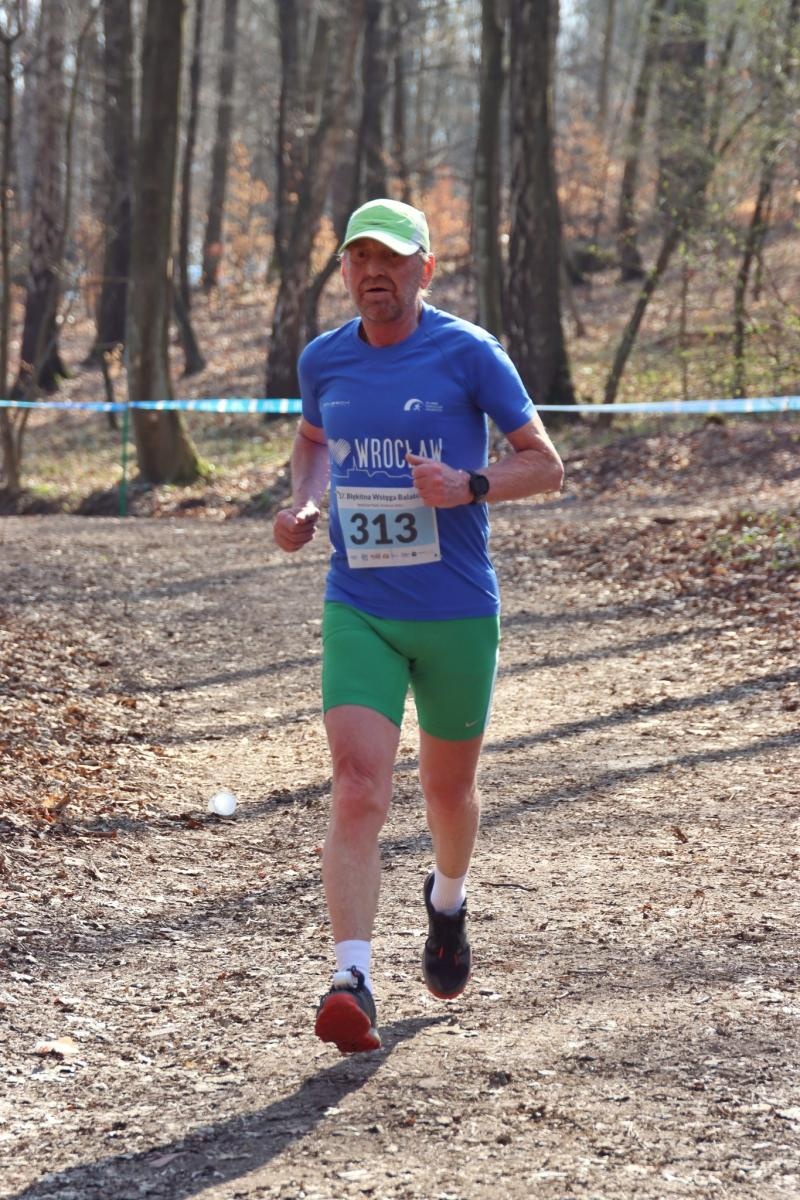 Zdjęcie w galerii na portalu naszwodzislaw.com: Blisko 300 biegaczy na starcie. Błękitna Wstęga Balatonu przyciągnęła tłumy [FOTO] wiadomości z regionu