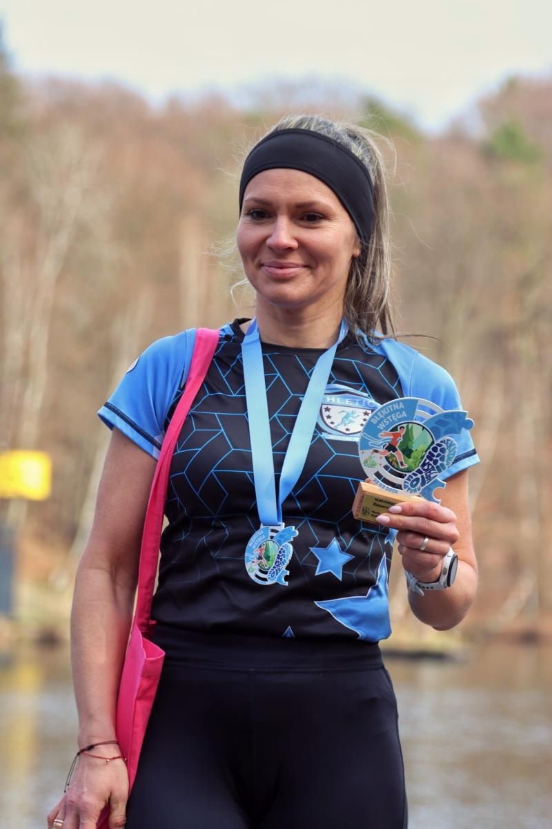 Zdjęcie w galerii na portalu naszwodzislaw.com: Blisko 300 biegaczy na starcie. Błękitna Wstęga Balatonu przyciągnęła tłumy [FOTO] wiadomości z regionu