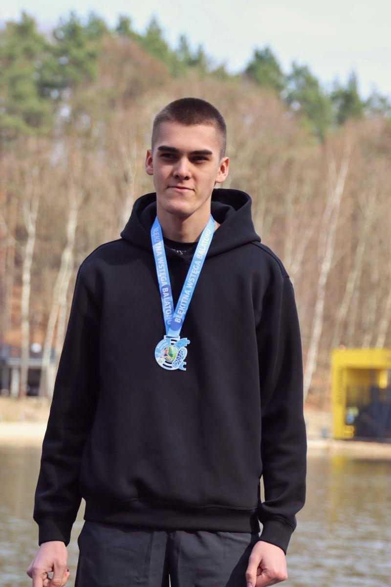 Zdjęcie w galerii na portalu naszwodzislaw.com: Blisko 300 biegaczy na starcie. Błękitna Wstęga Balatonu przyciągnęła tłumy [FOTO] wiadomości z regionu