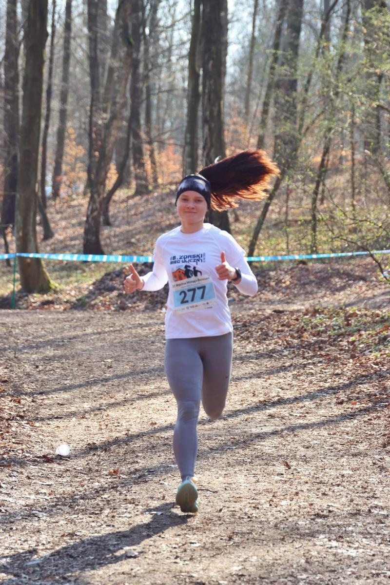 Zdjęcie w galerii na portalu naszwodzislaw.com: Blisko 300 biegaczy na starcie. Błękitna Wstęga Balatonu przyciągnęła tłumy [FOTO] wiadomości z regionu