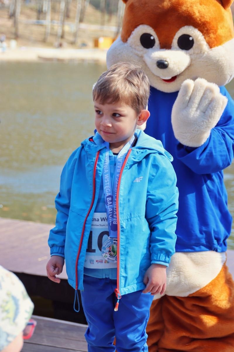 Zdjęcie w galerii na portalu naszwodzislaw.com: Blisko 300 biegaczy na starcie. Błękitna Wstęga Balatonu przyciągnęła tłumy [FOTO] wiadomości z regionu