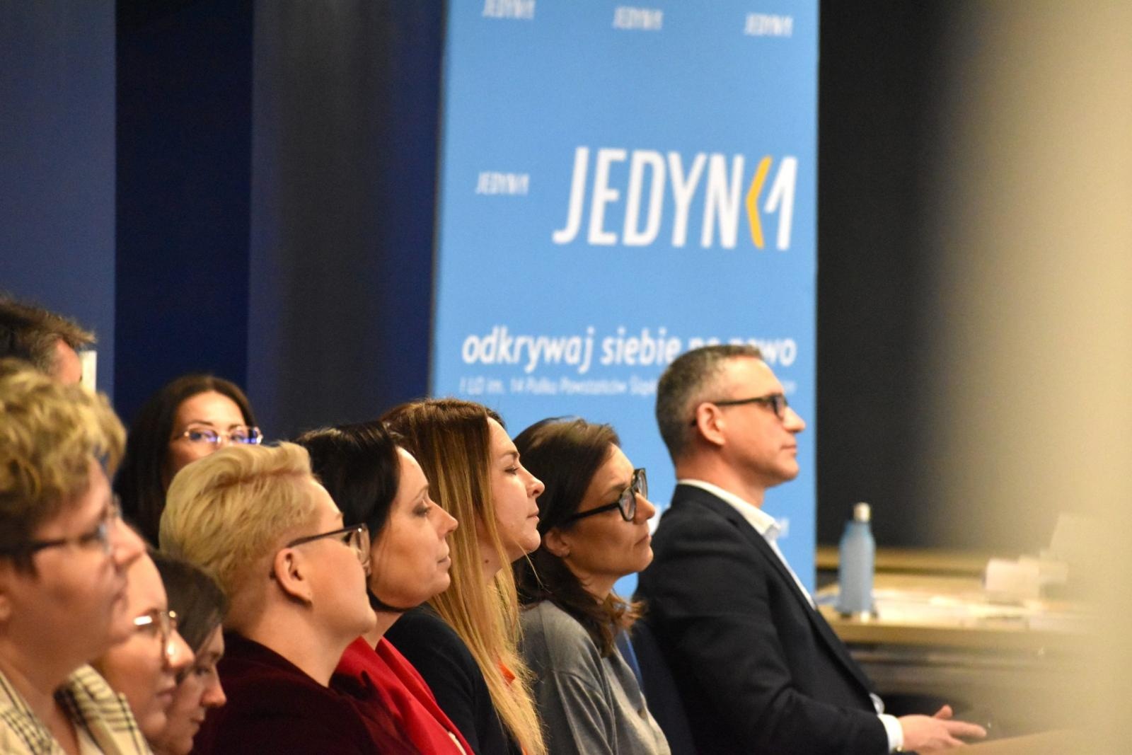 Zdjęcie w galerii na portalu naszwodzislaw.com: Od lokalnych klas do Europy. Jak Erasmus+ zmienia edukację w regionie wiadomości z regionu