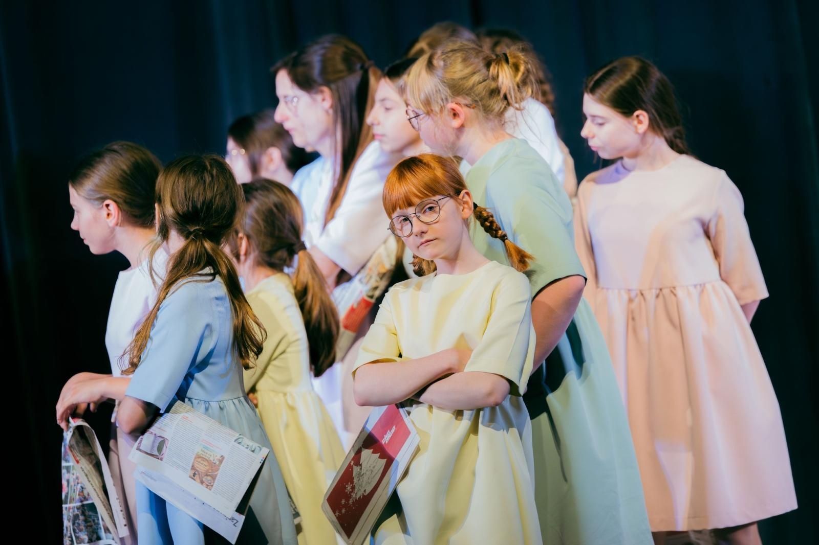 Zdjęcie w galerii na portalu naszwodzislaw.com: Teatr Szydełko zakwalifikowany na Kreatywną Scenę Dzieci wiadomości z regionu