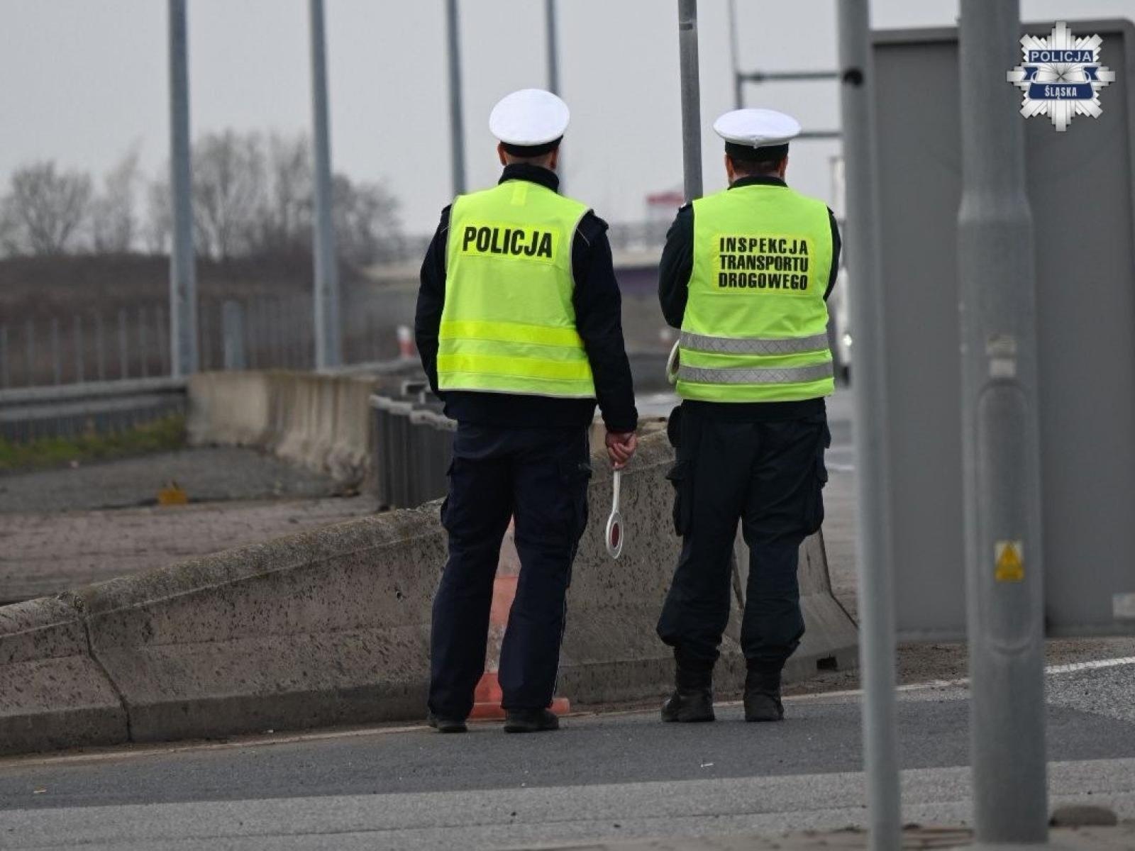 Zdjęcie w galerii na portalu naszwodzislaw.com: Wyścigi słoni w oku policyjnych kamer. Działania śląskiej drogówki na A1 i A4 wiadomości z regionu