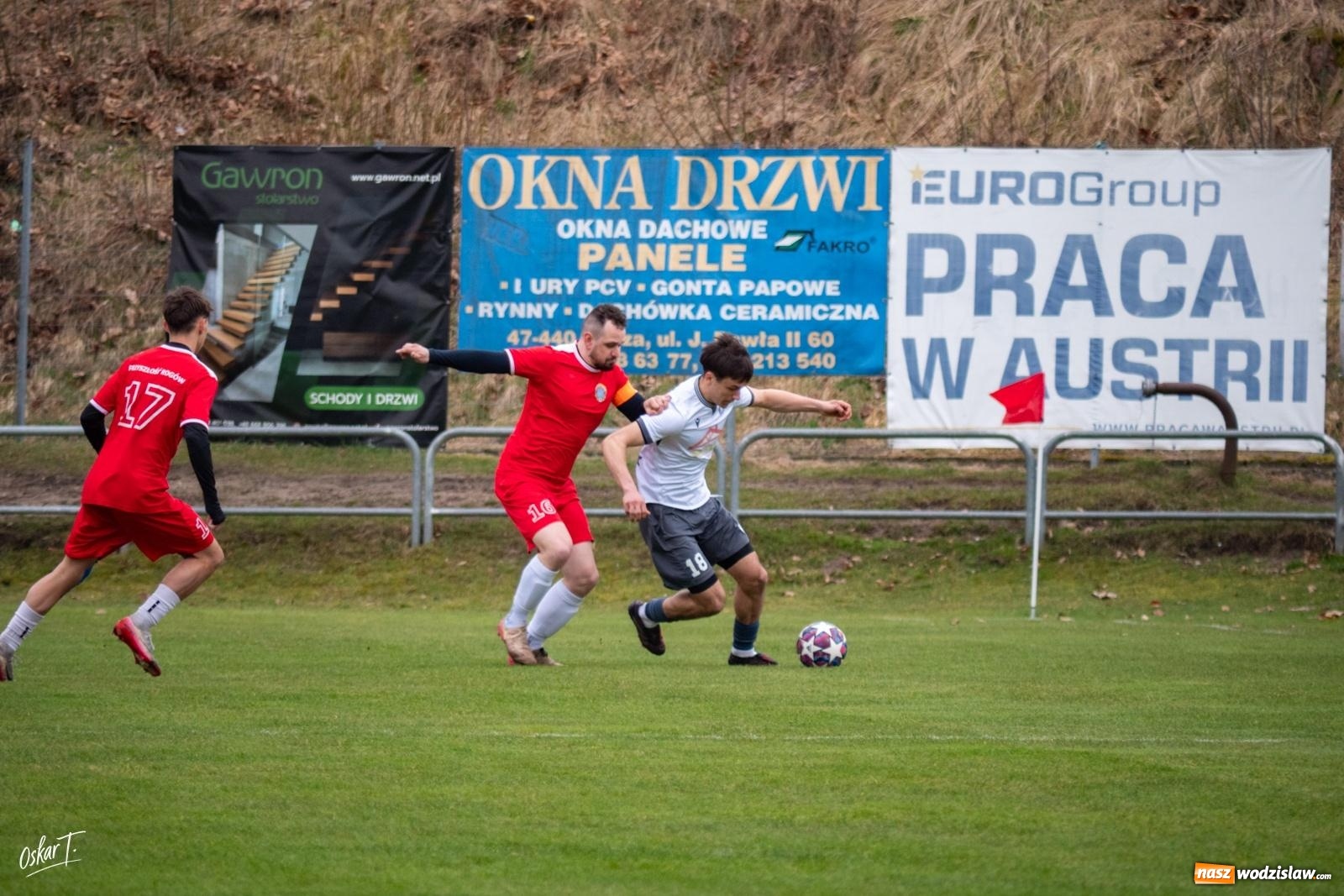 Zdjęcie w galerii na portalu naszwodzislaw.com: Szalony mecz i zwycięstwo Rogowa! Dziewięć goli i pełna pula na wyjeździe [FOTO] wiadomości z regionu