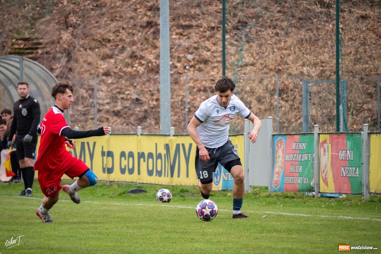 Zdjęcie w galerii na portalu naszwodzislaw.com: Szalony mecz i zwycięstwo Rogowa! Dziewięć goli i pełna pula na wyjeździe [FOTO] wiadomości z regionu