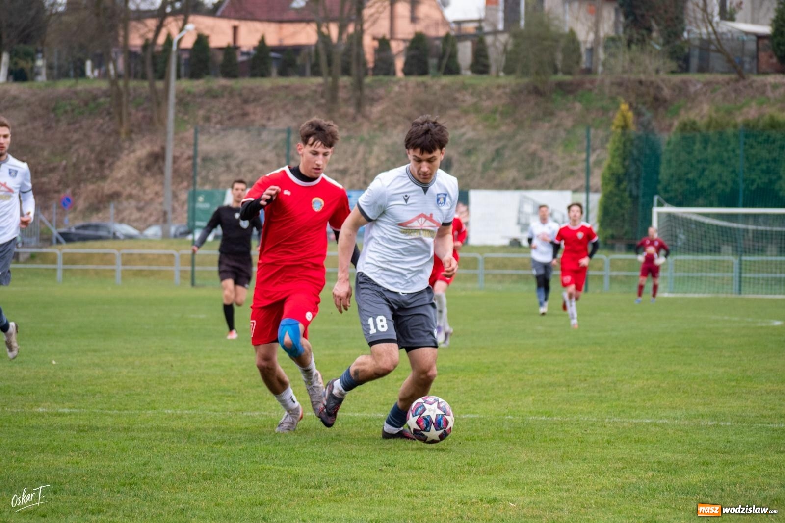 Zdjęcie w galerii na portalu naszwodzislaw.com: Szalony mecz i zwycięstwo Rogowa! Dziewięć goli i pełna pula na wyjeździe [FOTO] wiadomości z regionu