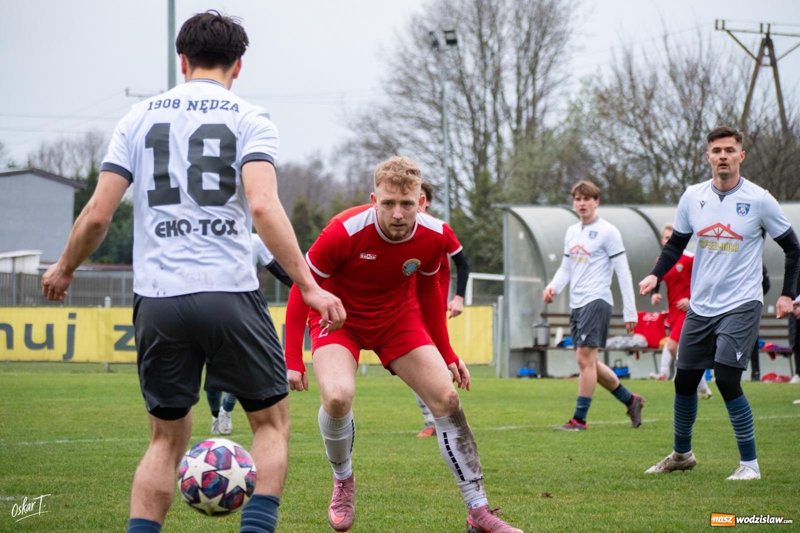Zdjęcie w galerii na portalu naszwodzislaw.com: Szalony mecz i zwycięstwo Rogowa! Dziewięć goli i pełna pula na wyjeździe [FOTO] wiadomości z regionu