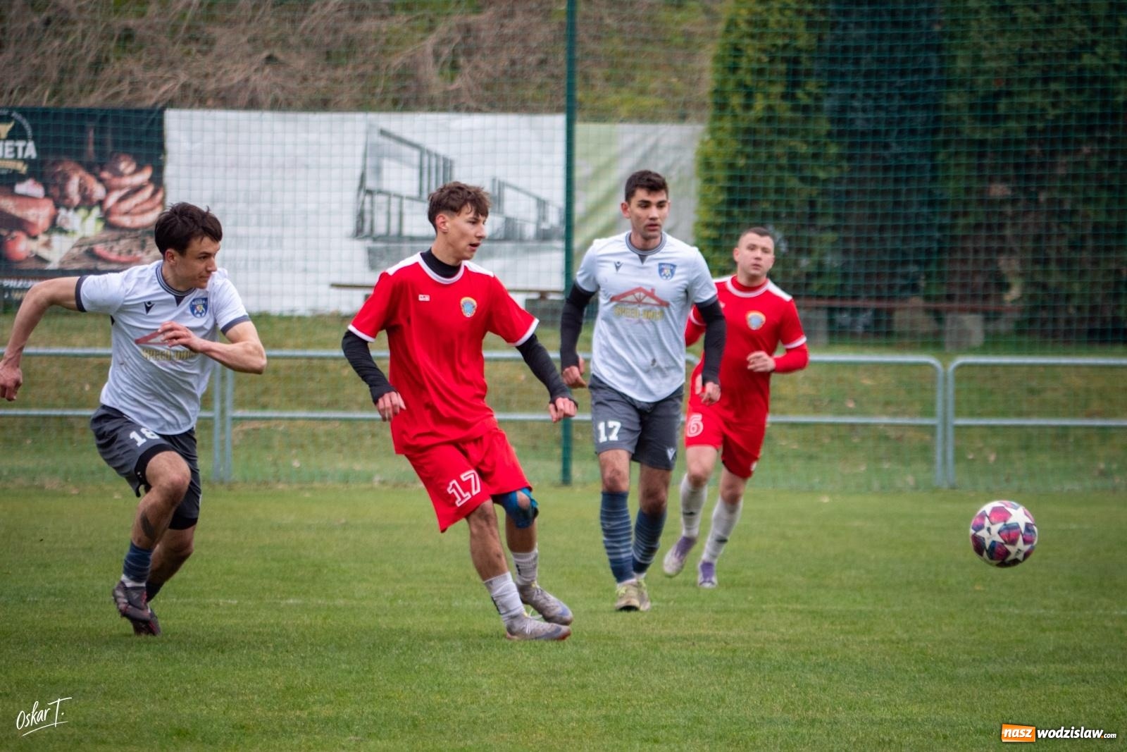 Zdjęcie w galerii na portalu naszwodzislaw.com: Szalony mecz i zwycięstwo Rogowa! Dziewięć goli i pełna pula na wyjeździe [FOTO] wiadomości z regionu