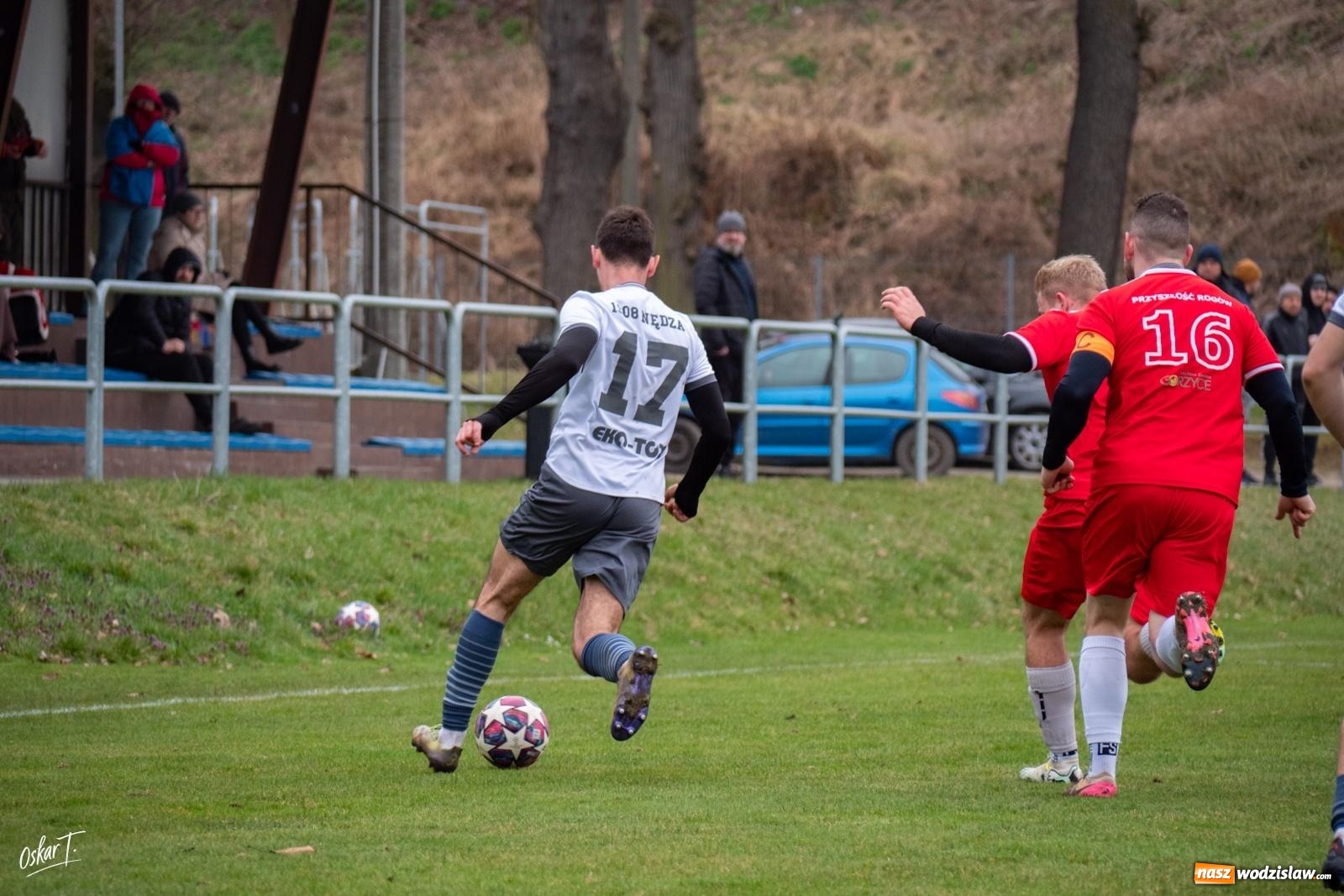 Zdjęcie w galerii na portalu naszwodzislaw.com: Szalony mecz i zwycięstwo Rogowa! Dziewięć goli i pełna pula na wyjeździe [FOTO] wiadomości z regionu