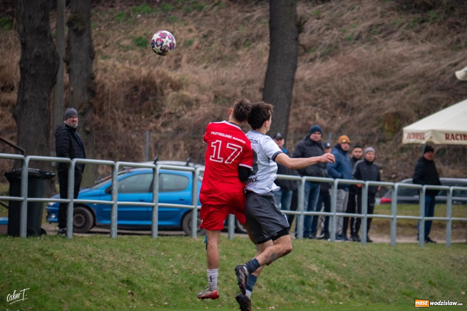 Zdjęcie w galerii na portalu naszwodzislaw.com: Szalony mecz i zwycięstwo Rogowa! Dziewięć goli i pełna pula na wyjeździe [FOTO] wiadomości z regionu