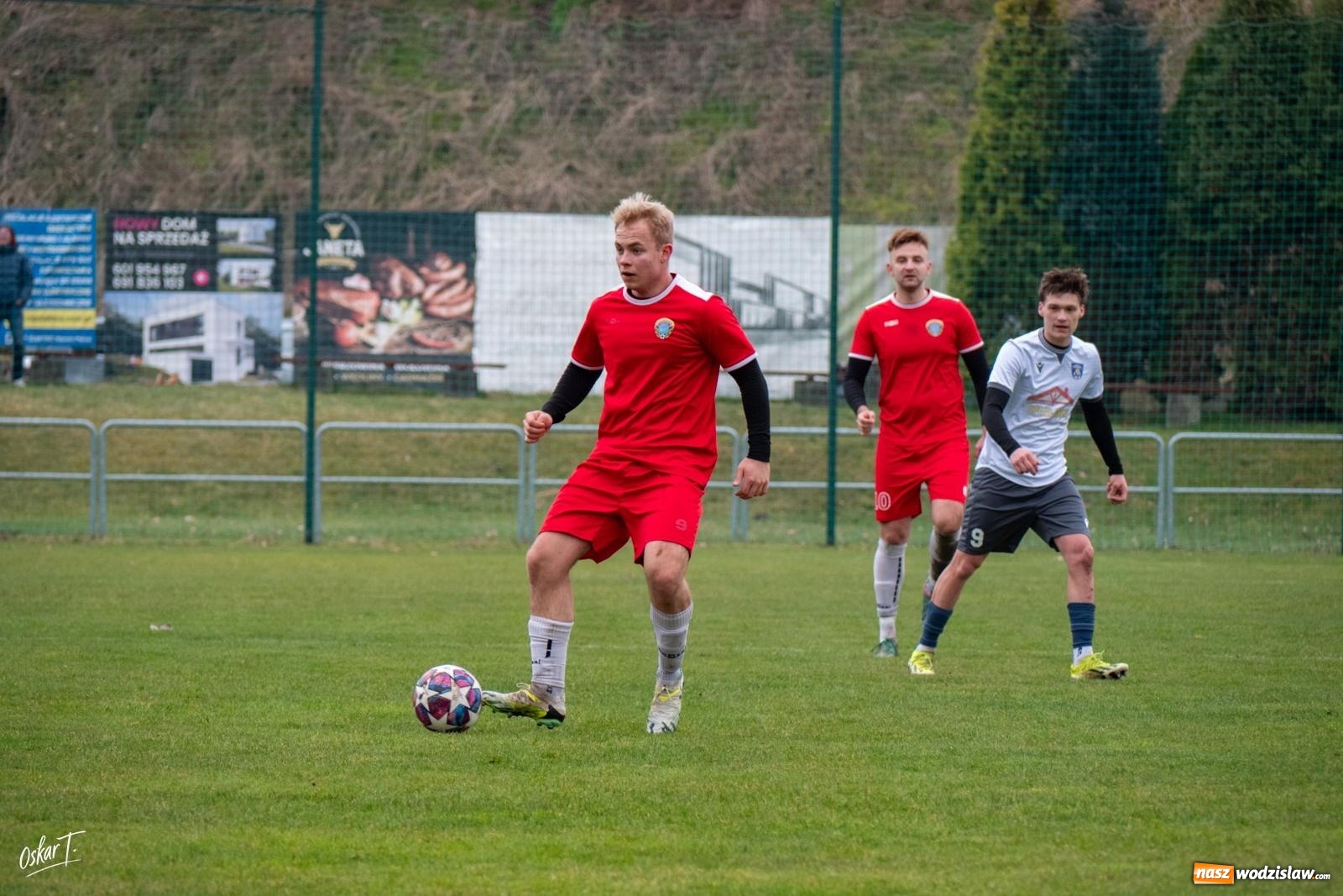 Zdjęcie w galerii na portalu naszwodzislaw.com: Szalony mecz i zwycięstwo Rogowa! Dziewięć goli i pełna pula na wyjeździe [FOTO] wiadomości z regionu