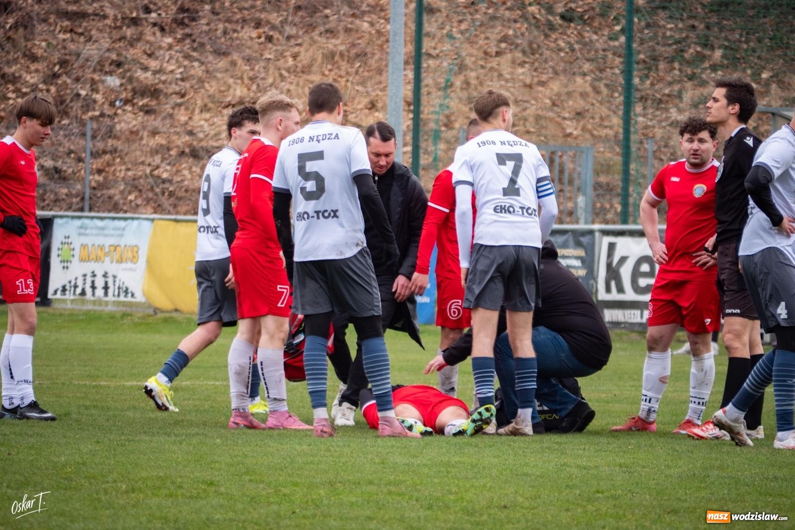 Zdjęcie w galerii na portalu naszwodzislaw.com: Szalony mecz i zwycięstwo Rogowa! Dziewięć goli i pełna pula na wyjeździe [FOTO] wiadomości z regionu