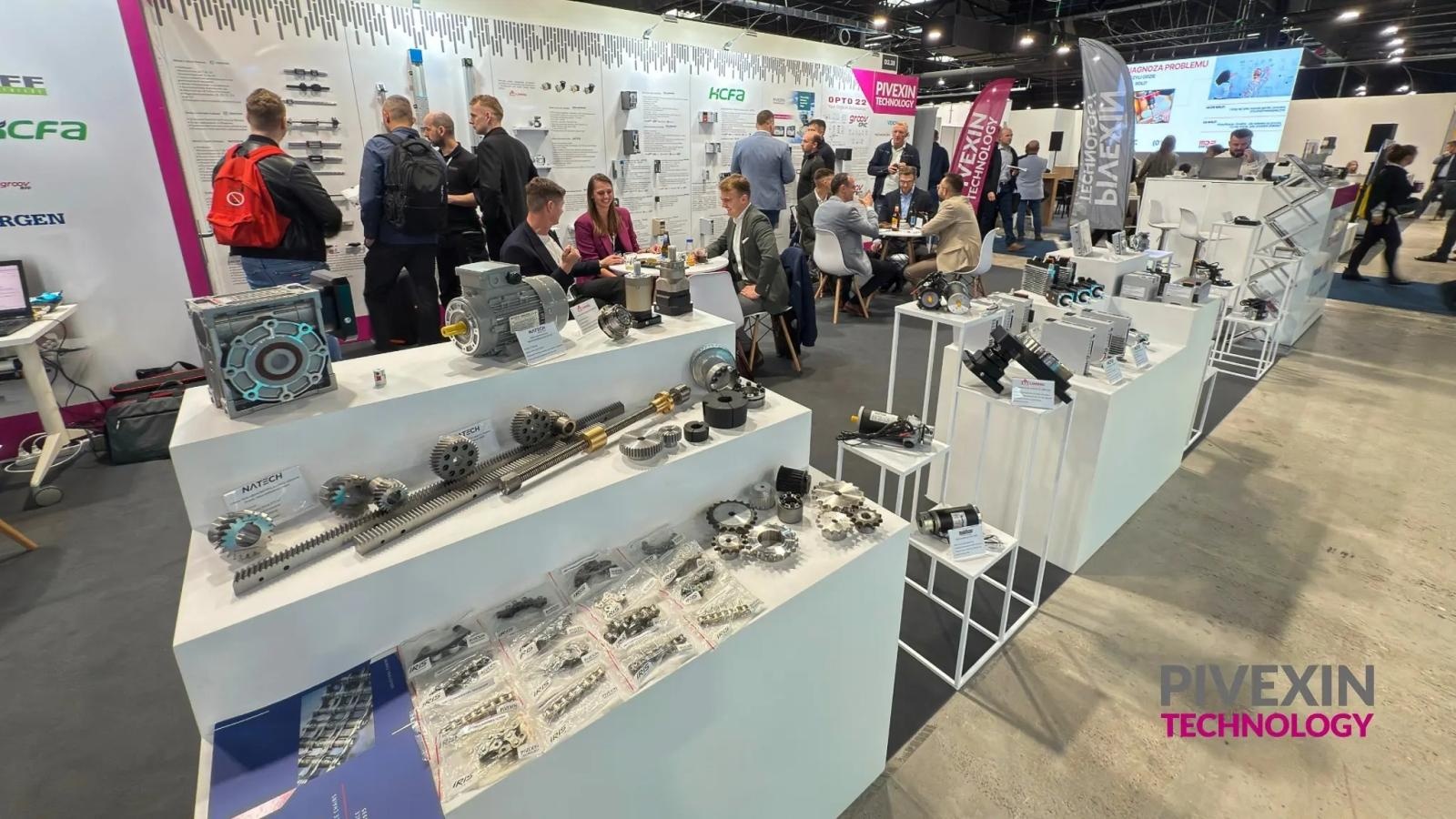 Zdjęcie w galerii na portalu naszwodzislaw.com: Nowa praca, nowe możliwości. Dołącz do PIVEXIN TECHNOLOGY!  wiadomości z regionu