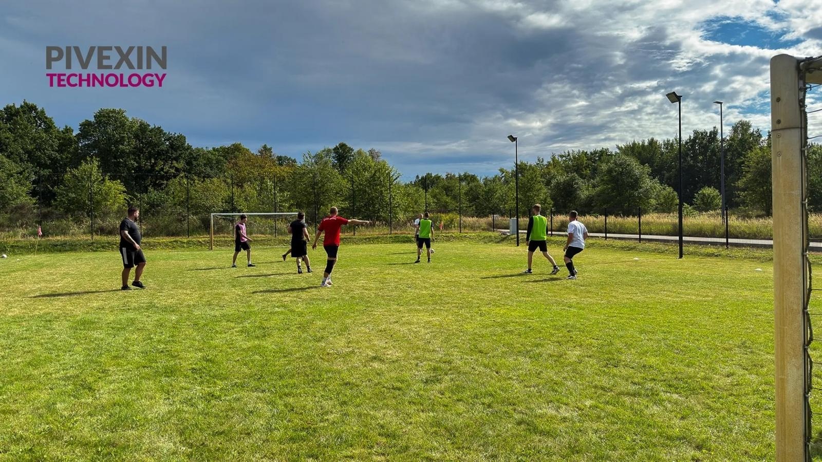 Zdjęcie w galerii na portalu naszwodzislaw.com: Nowa praca, nowe możliwości. Dołącz do PIVEXIN TECHNOLOGY!  wiadomości z regionu