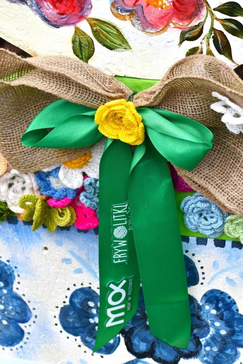 Zdjęcie w galerii na portalu naszwodzislaw.com: Zając, który połączył powiat. Niezwykła inicjatywa przed Starostwem w Wodzisławiu [FOTO] wiadomości z regionu