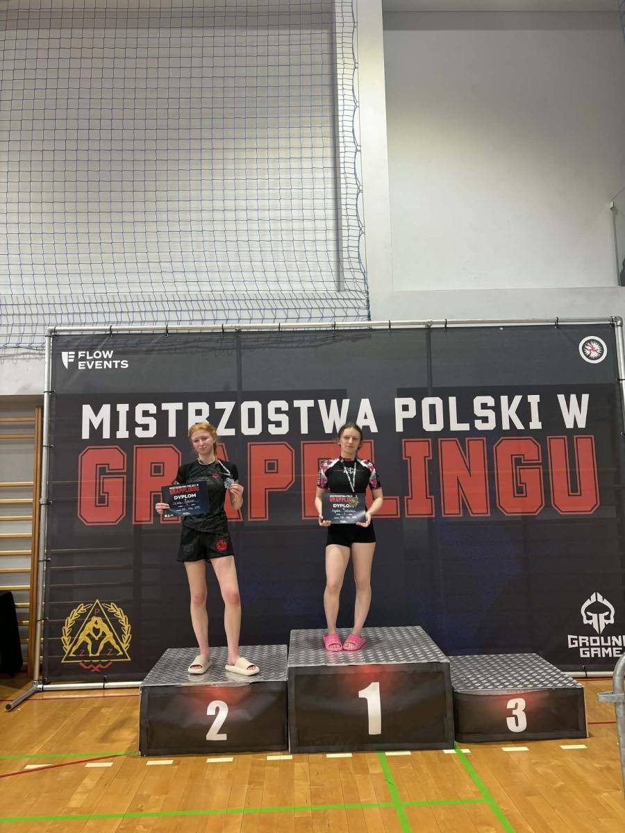 Zdjęcie w galerii na portalu naszwodzislaw.com: Mistrzyni Polski i trzy kolejne medale. Udany start Octagon Team w Wieliczce wiadomości z regionu