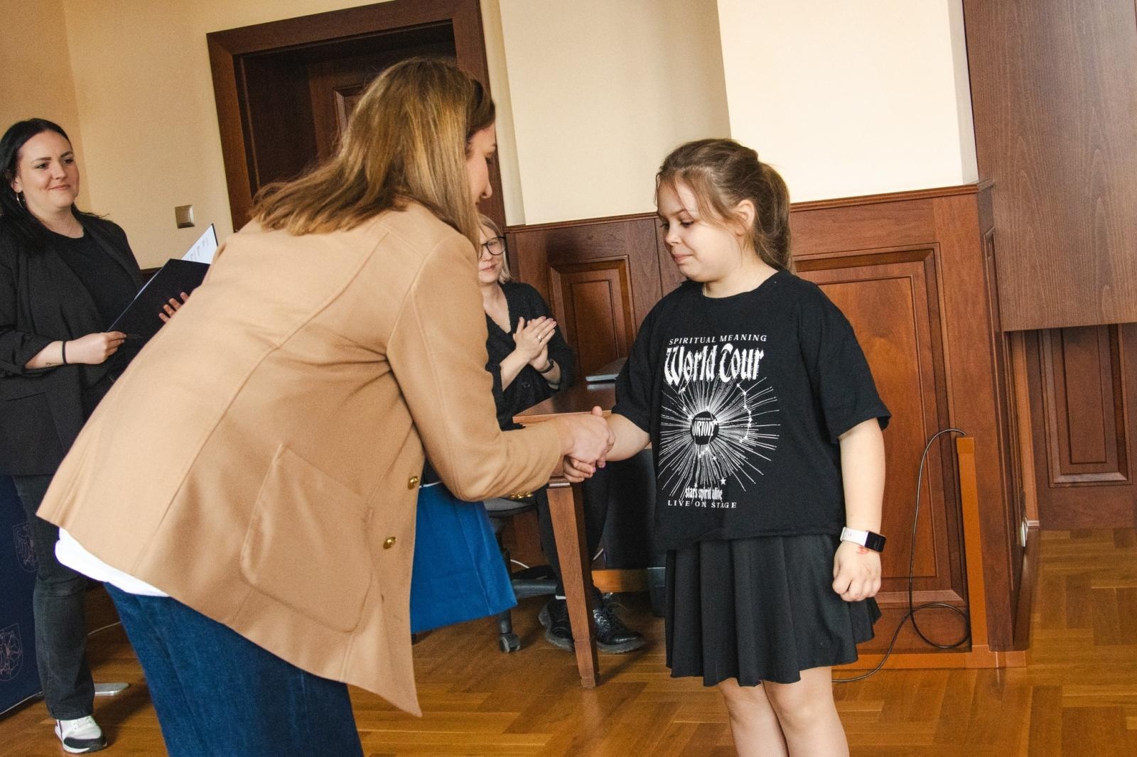 Zdjęcie w galerii na portalu naszwodzislaw.com: Wielkanocna kreatywność bez granic. Znamy zwycięzców konkursu na najpiękniejszą pisankę wiadomości z regionu