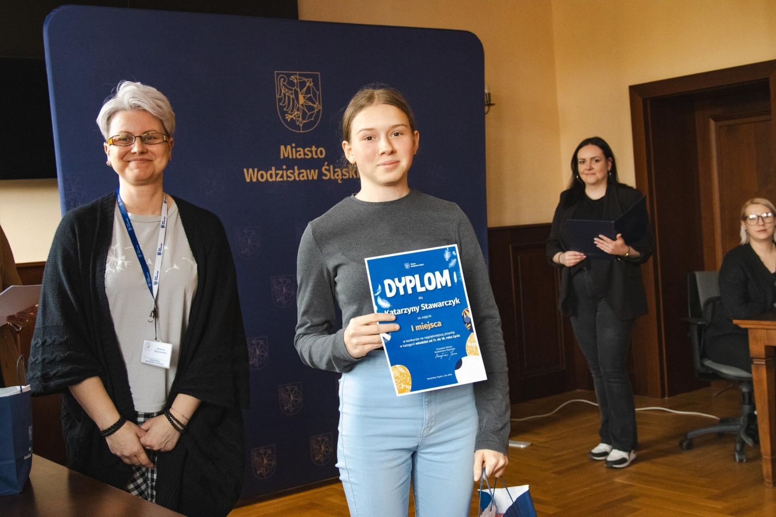 Zdjęcie w galerii na portalu naszwodzislaw.com: Wielkanocna kreatywność bez granic. Znamy zwycięzców konkursu na najpiękniejszą pisankę wiadomości z regionu