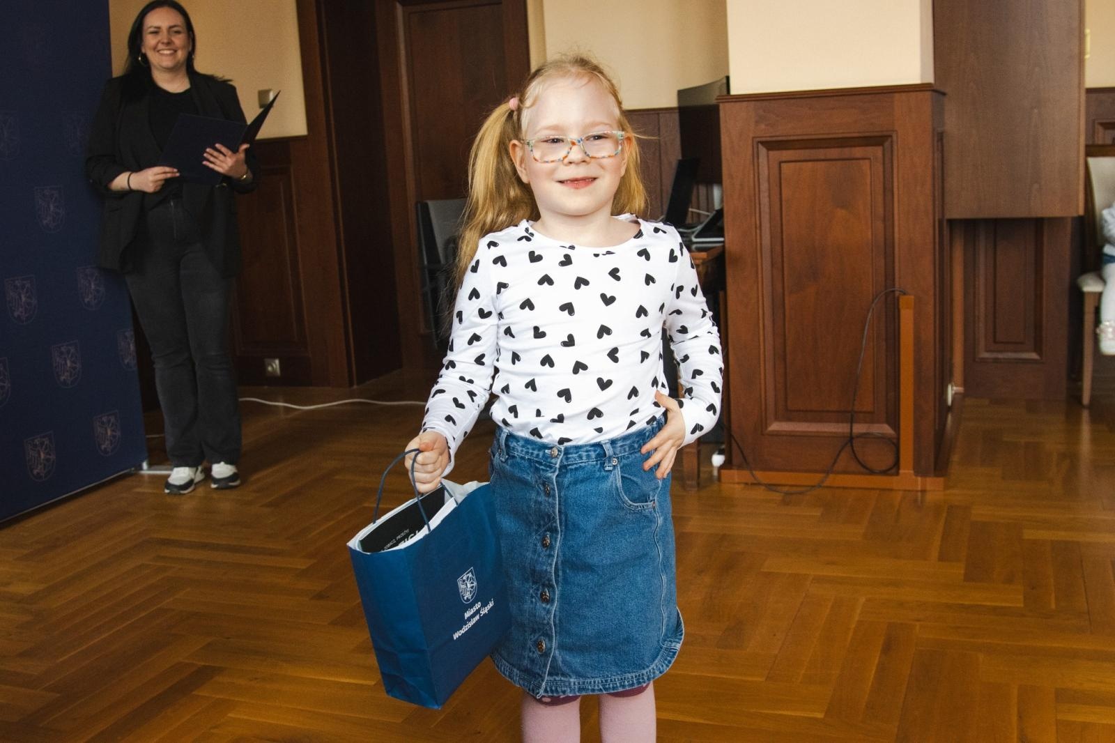 Zdjęcie w galerii na portalu naszwodzislaw.com: Wielkanocna kreatywność bez granic. Znamy zwycięzców konkursu na najpiękniejszą pisankę wiadomości z regionu