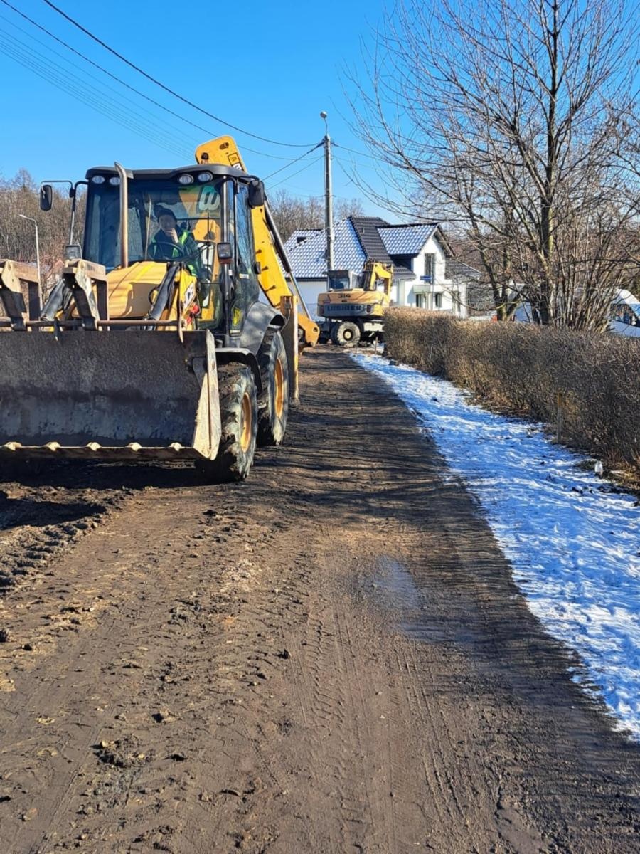 Zdjęcie w galerii na portalu naszwodzislaw.com: Gorzyce: Wójt podsumowuje dwa lata kadencji. Spadek zadłużenia i szeroki front inwestycji wiadomości z regionu