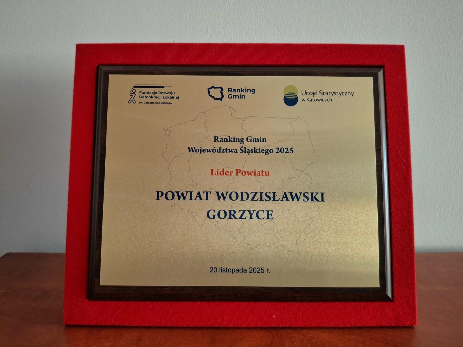 Zdjęcie w galerii na portalu naszwodzislaw.com: Gorzyce: Wójt podsumowuje dwa lata kadencji. Spadek zadłużenia i szeroki front inwestycji wiadomości z regionu