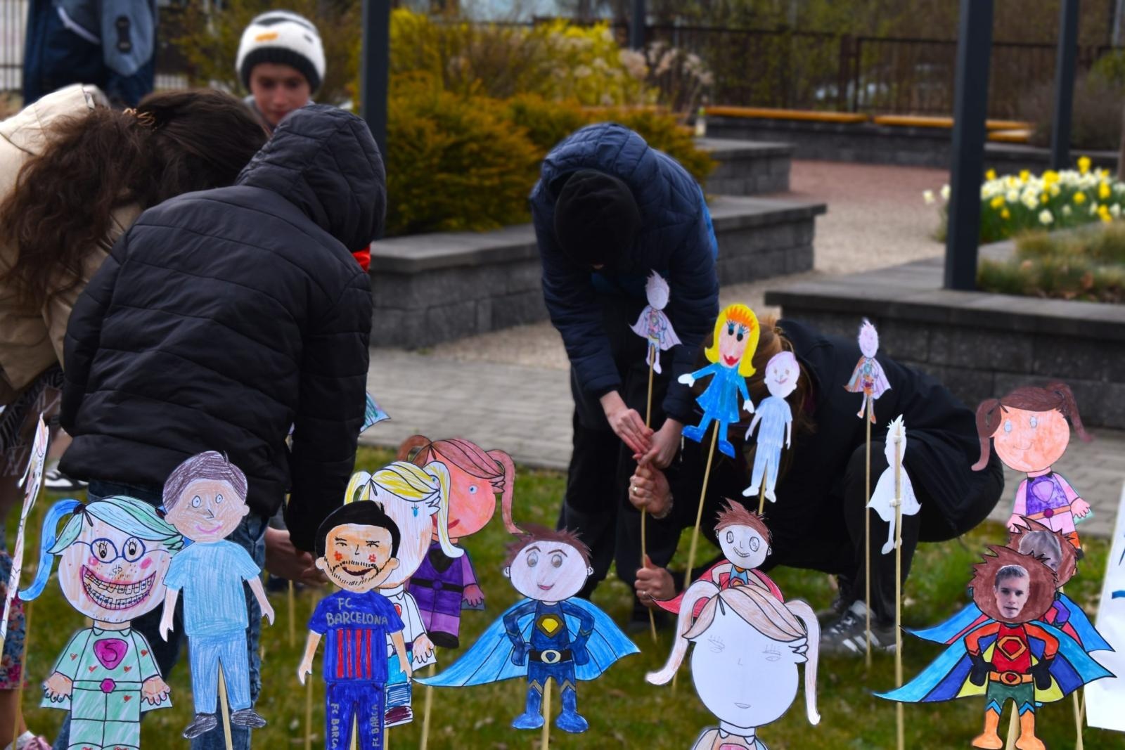 Zdjęcie w galerii na portalu naszwodzislaw.com: Superbohaterowie różnorodności: dzieci pokazały moc akceptacji w Wodzisławiu wiadomości z regionu