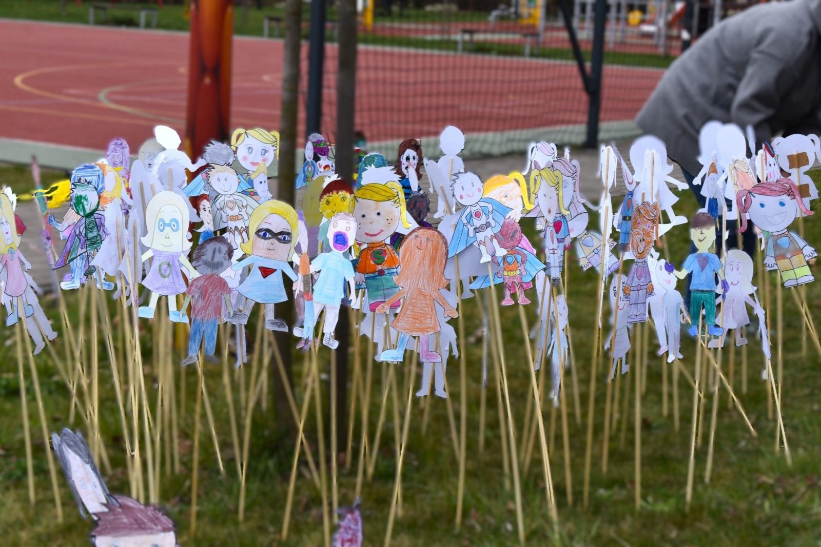 Zdjęcie w galerii na portalu naszwodzislaw.com: Superbohaterowie różnorodności: dzieci pokazały moc akceptacji w Wodzisławiu wiadomości z regionu